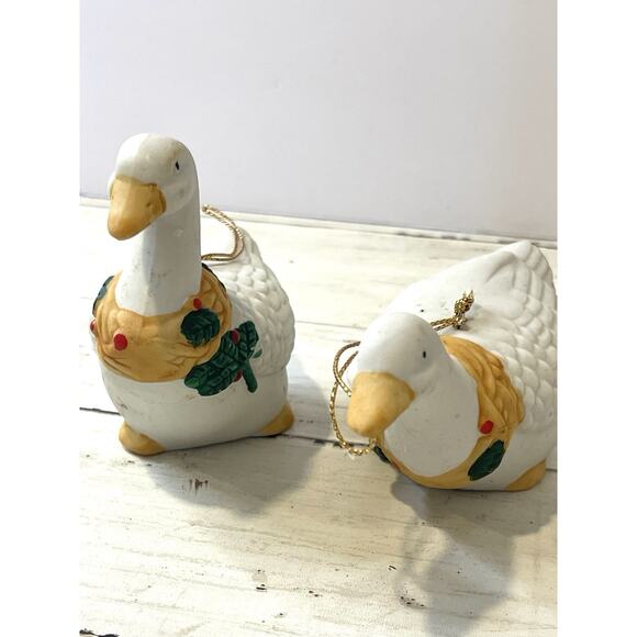 Vintage Christmas Around The World Country Geese Ornaments Set (T159) | Set of 2 - Picture 8 of 8